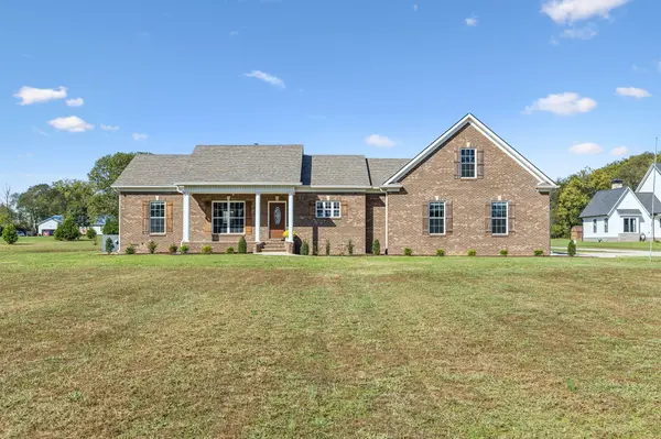 2214 Zion Rd, Columbia, TN 38401