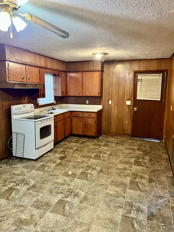 101 Gardenia St, Mount Pleasant, TN 38474