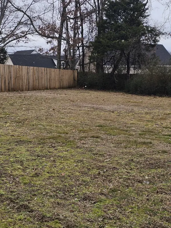 1318 Riley Creek Rd, Tullahoma, TN 37388