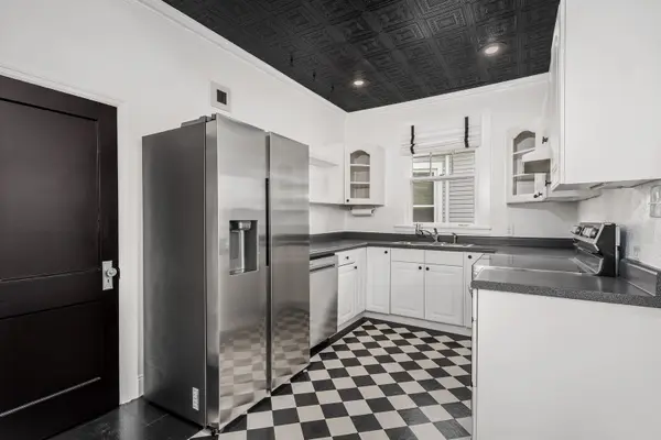 1000 Acklen Ave Nashville, TN 37203