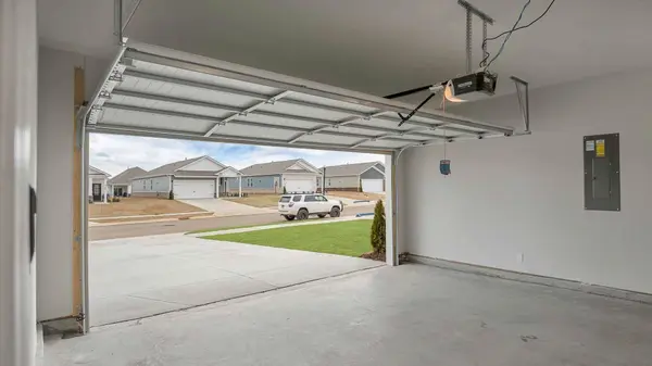 7042 Lang Avenue, White House, TN 37188