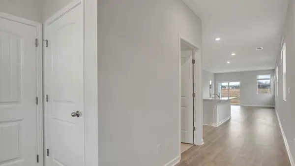 7042 Lang Avenue, White House, TN 37188
