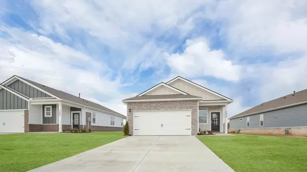 7042 Lang Avenue, White House, TN 37188