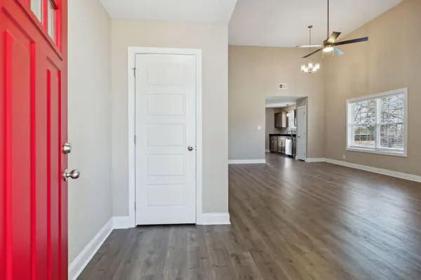 44 Idlewild Spur, Oak Grove, KY 42262