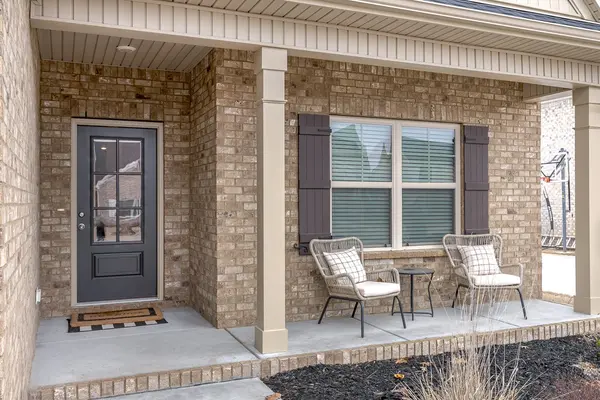608 Hawkeye Ct, Eagleville, TN 37060