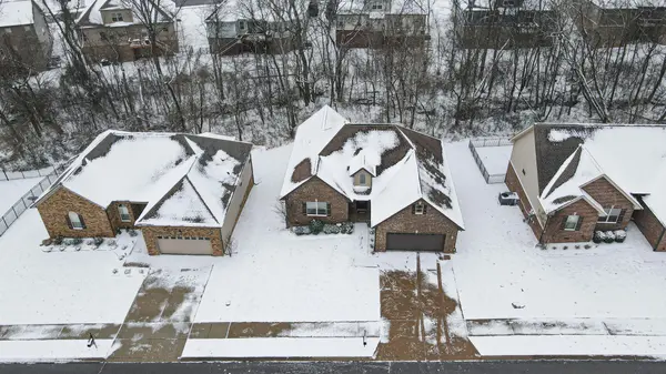 236 Hickory Pointe Dr, Lebanon, TN 37087