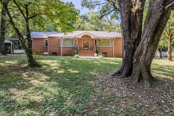 801 Gideon Street,  Athens,  TN 37303