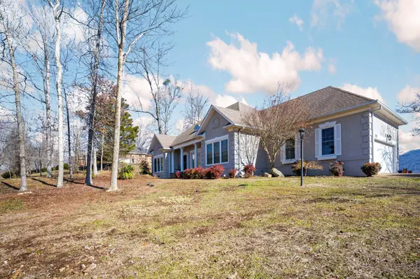 535 Whispering Pines Drive, Trenton, GA 30752