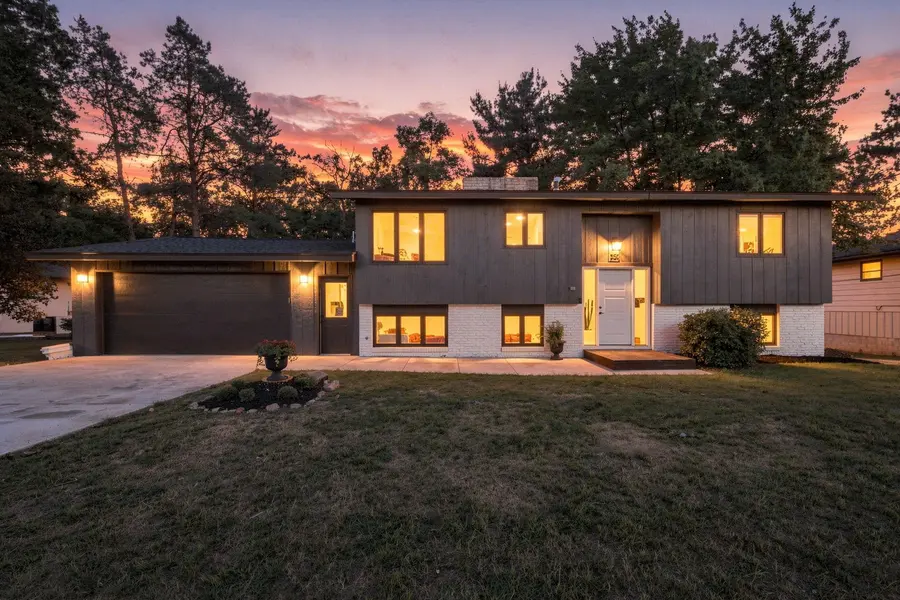 151 Riverside ST, Mora, MN 55051