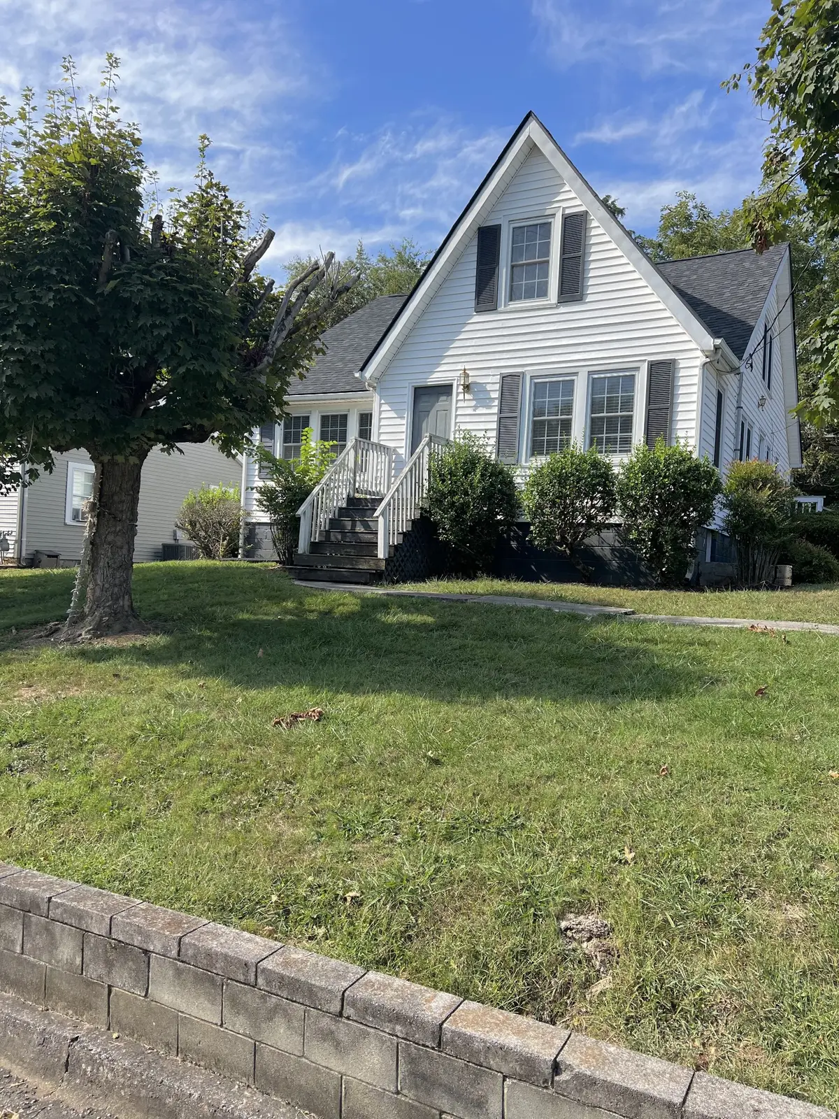 711 Jefferson Ave #E, Carthage, TN 37030