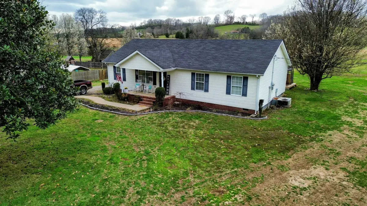 475 Mill St, Lynnville, TN 38472
