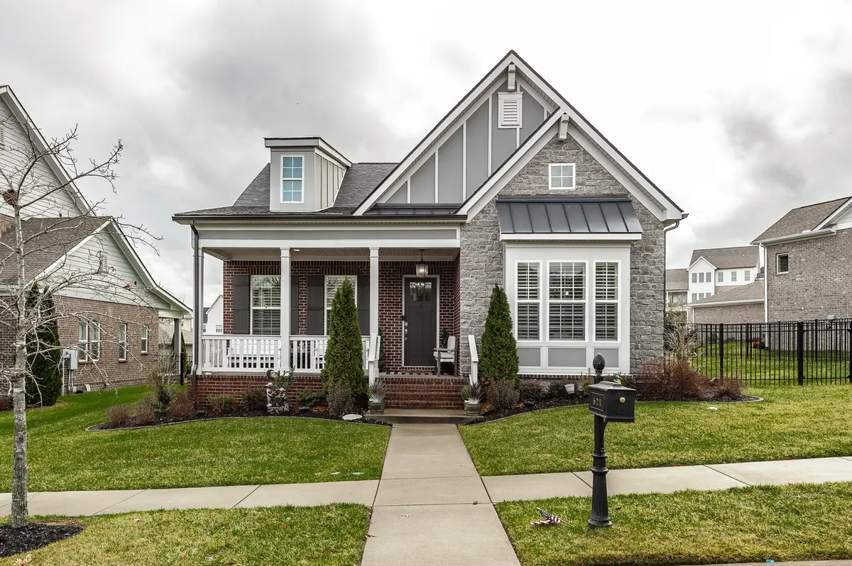 621 Vickery Park Dr, Nolensville, TN 37135
