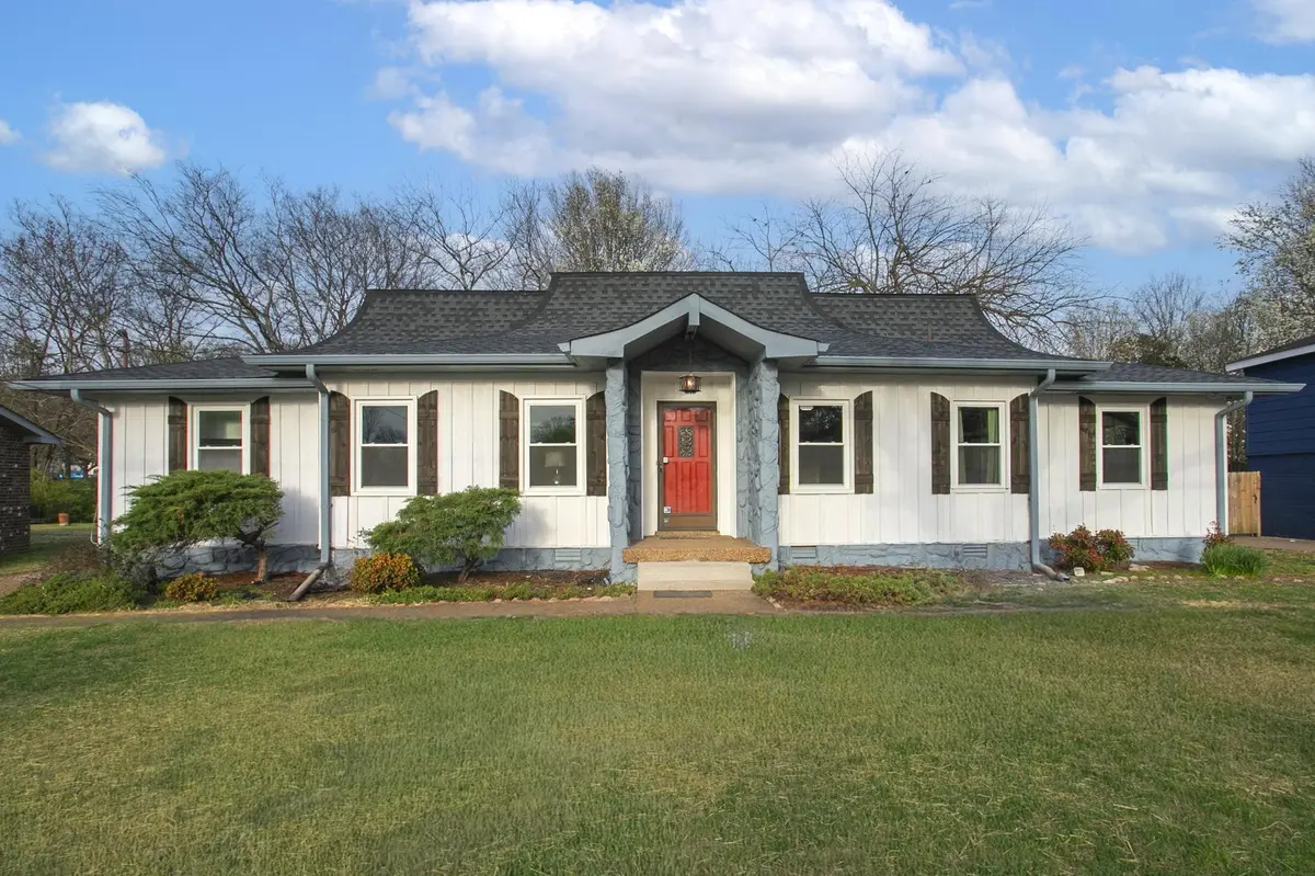 2964 Mossdale Dr, Antioch, TN 37013