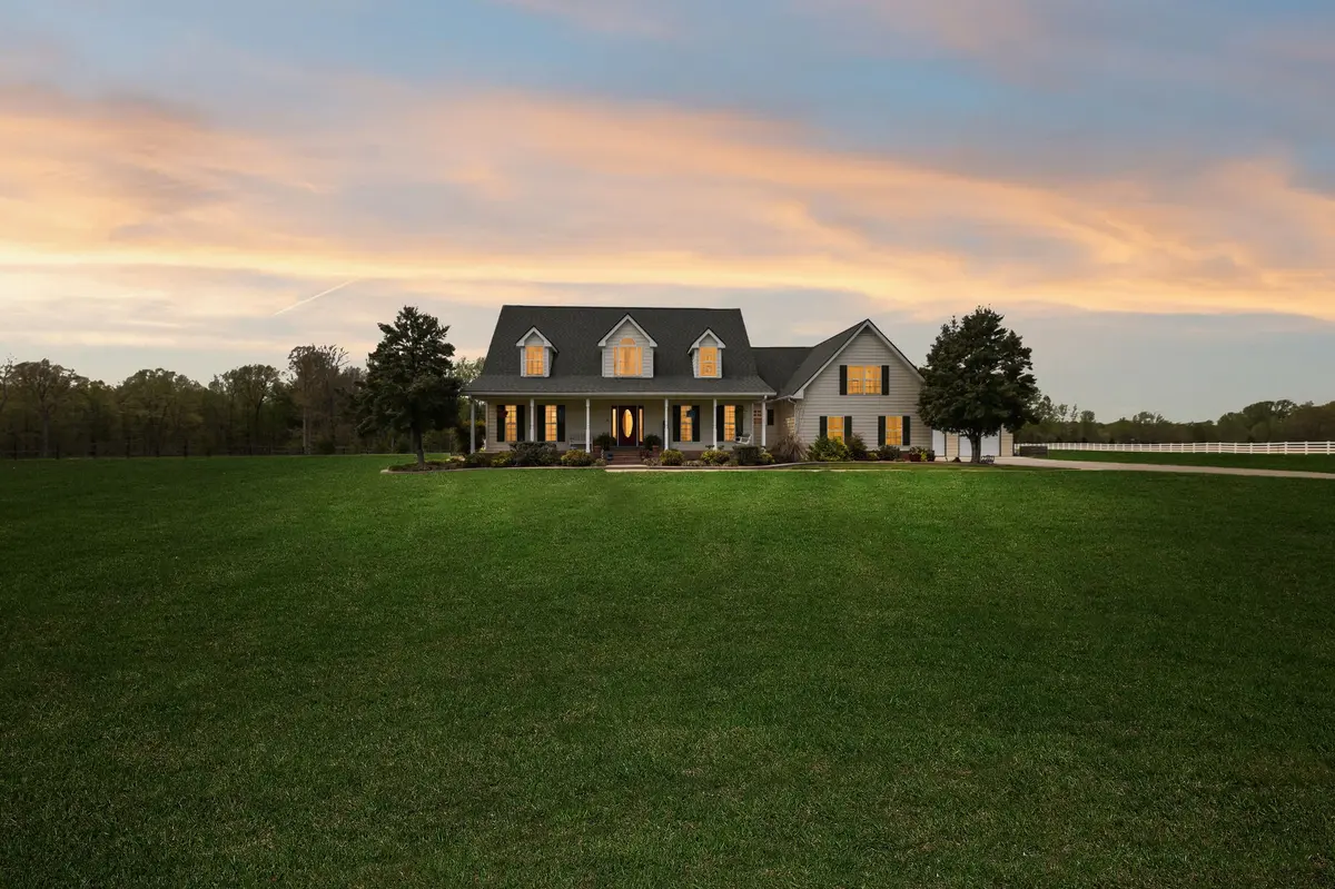 2302 Jack Teasley Rd, Pleasant View, TN 37146