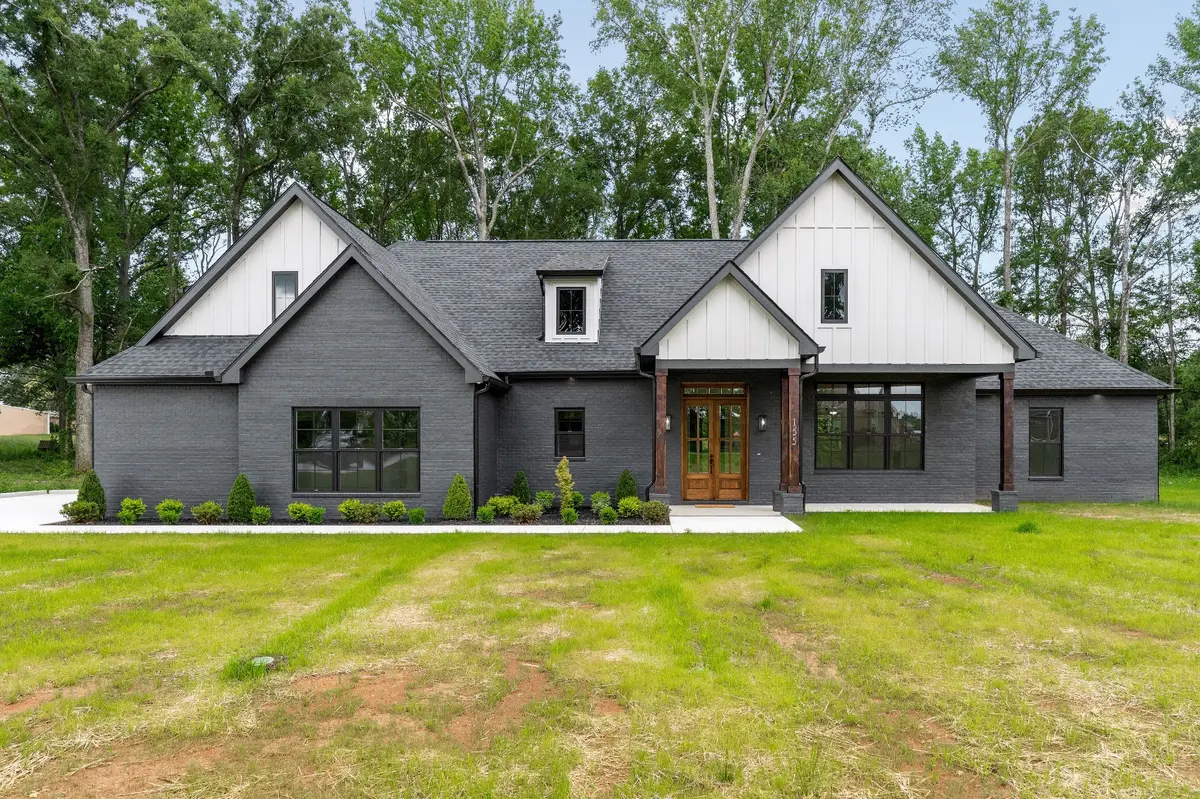 155 Hickory Grove Dr, Morrison, TN 37357