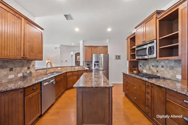 402 Bufflehead LN, Cedar Park, TX 78613