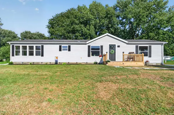 614 Carol DR, Walton, IN 46994