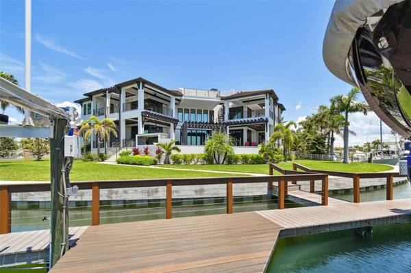 206 6TH ST E, Tierra Verde, FL, 33715 photo 76