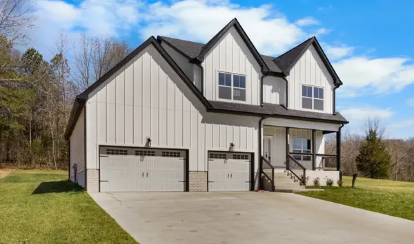 1733 Powell Rd, Clarksville, TN 37043
