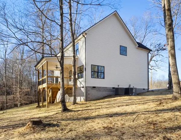 2312 S Hinton Rd, Southside, TN 37171