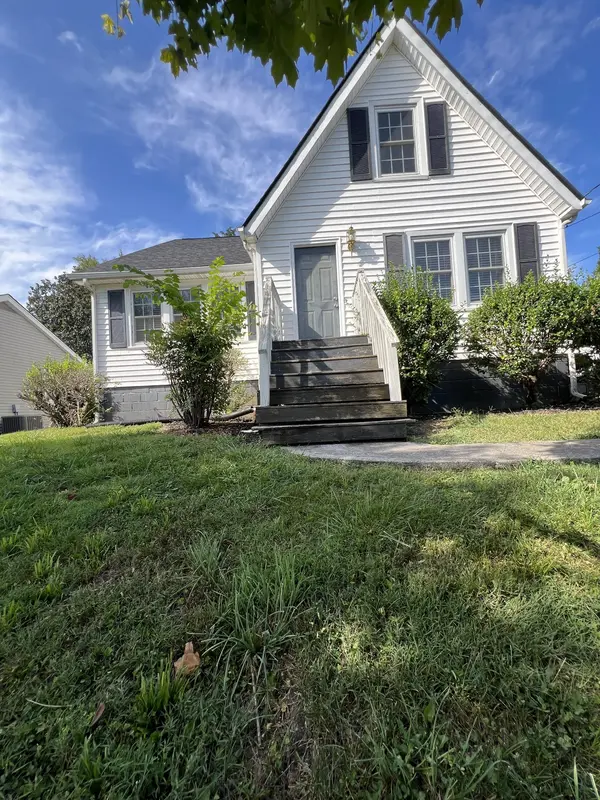 711 Jefferson Ave #E, Carthage, TN 37030