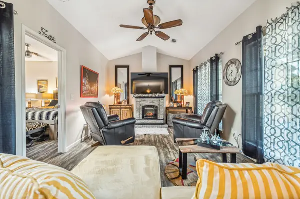 105 Laurel Hill Dr, Old Hickory, TN 37138