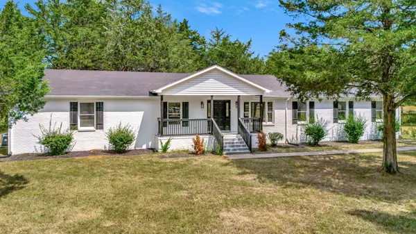 3935 Christiana Hoovers Gap Rd, Christiana, TN 37037