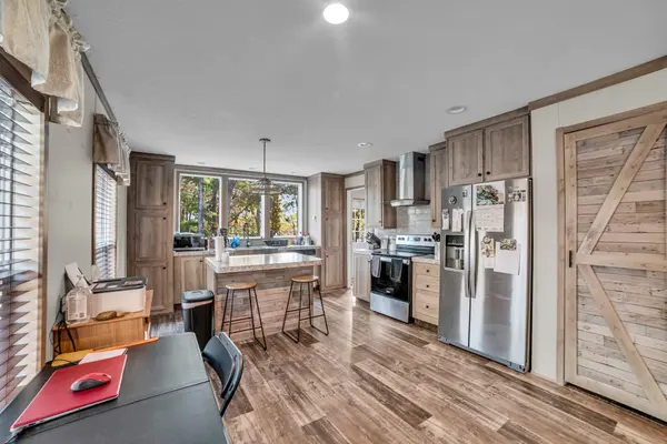 4634 Weems Rd, Nunnelly, TN 37137