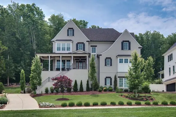 8940 Calendula Ln,  College Grove,  TN 37046