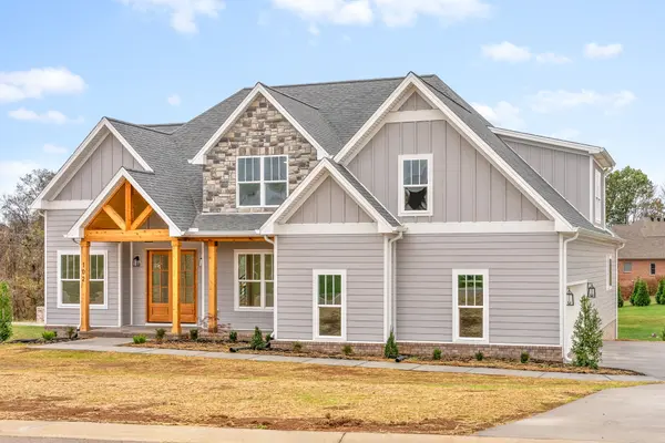 102 Sarah Frances Ct, Clarksville, TN 37043