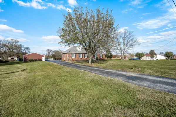 2393 Unionville Deason Rd, Bell Buckle, TN 37020