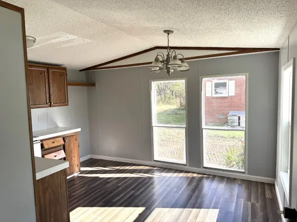512 McFerrin St, Woodbury, TN 37190