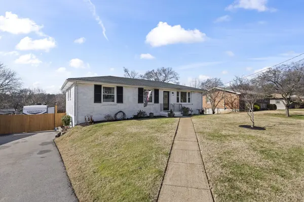 214 Bonnaridge Dr, Hermitage, TN 37076
