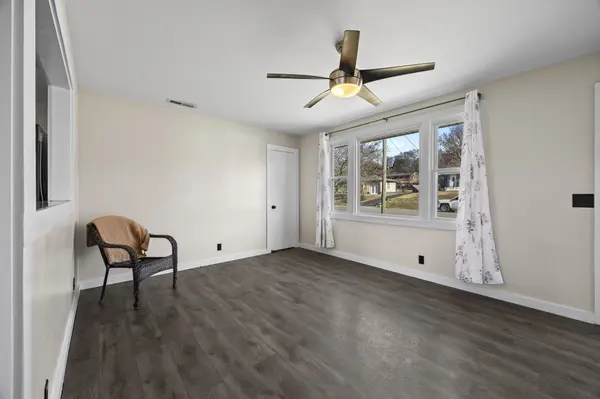 214 Bonnaridge Dr, Hermitage, TN 37076