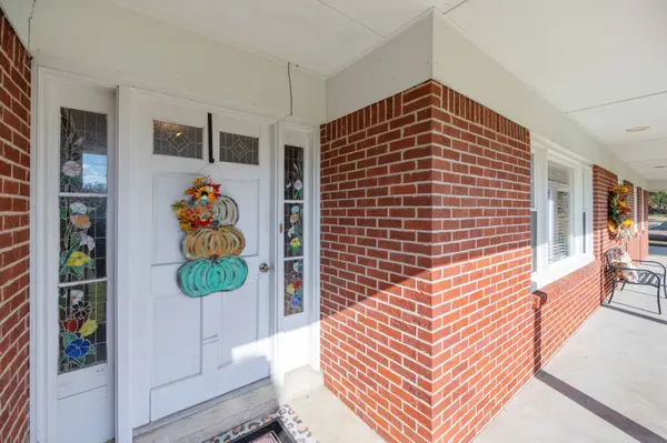 19 Maple Cir, Decaturville, TN 38329