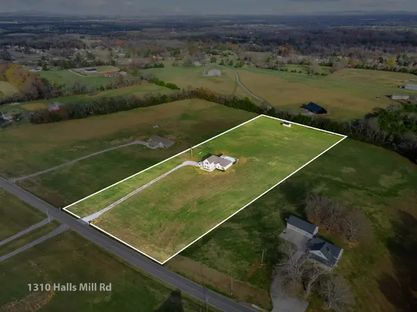 1310 Halls Mill Rd, Unionville, TN 37180
