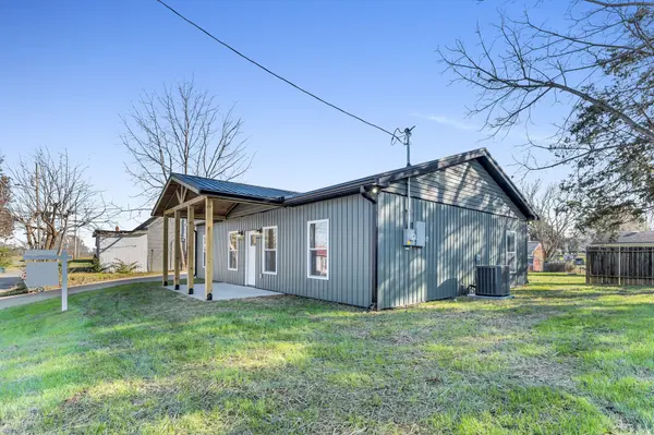 100 Porter St, Centerville, TN 37033