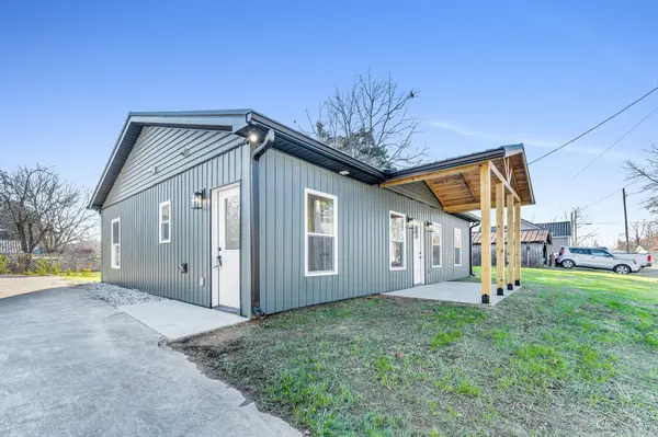 100 Porter St, Centerville, TN 37033