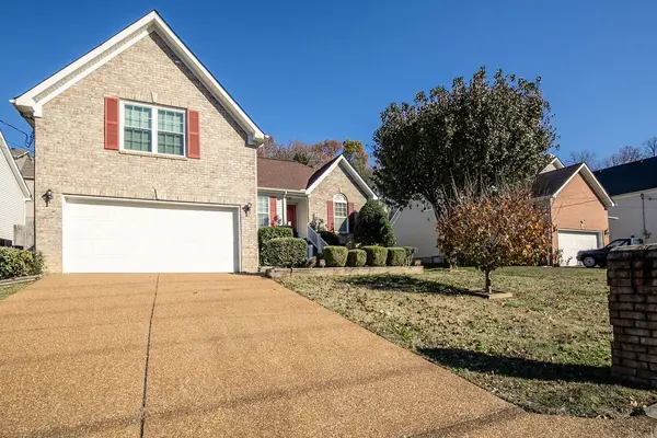 1628 Bridgecrest Dr, Antioch, TN 37013