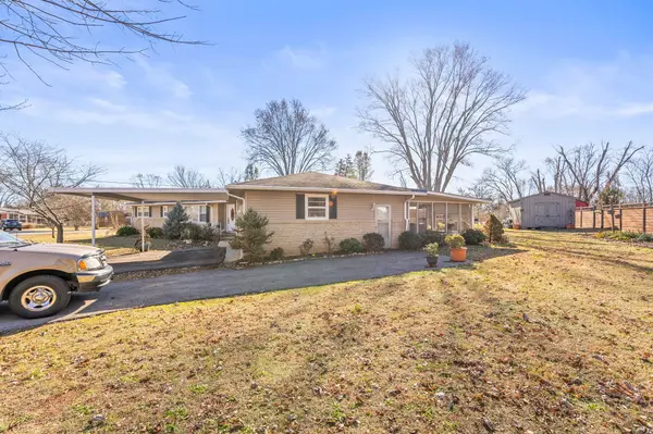 201 Kelly Dr, Decherd, TN 37324