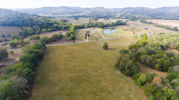 2700 Toll Gate Rd, Petersburg, TN 37144