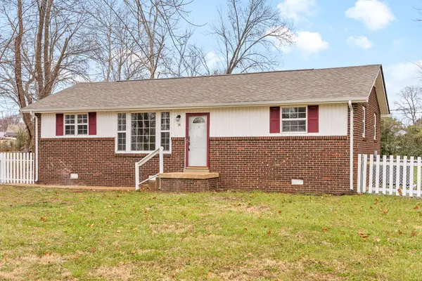 34 Charlemagne Blvd, Clarksville, TN 37042