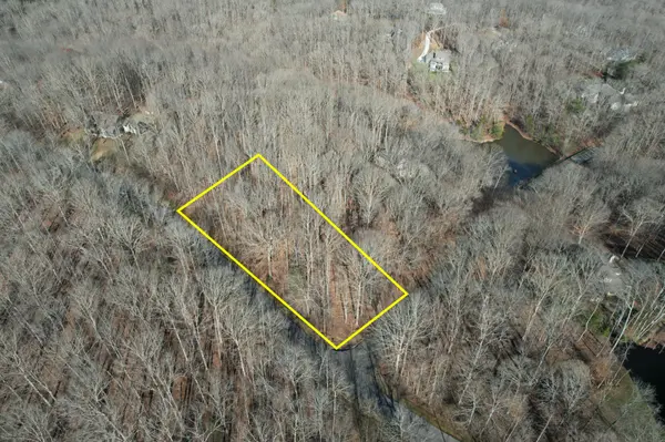1001 Thornblade Dr, Kingston Springs, TN 37082