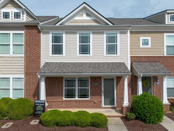 1019 Somerset Springs Dr, Spring Hill, TN 37174