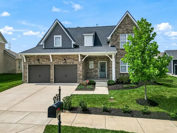 863 Plowson Rd #S, Mount Juliet, TN 37122