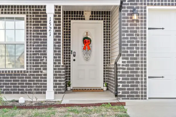1521 Kestrel Dr, Clarksville, TN 37040