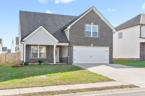 1521 Kestrel Dr, Clarksville, TN 37040