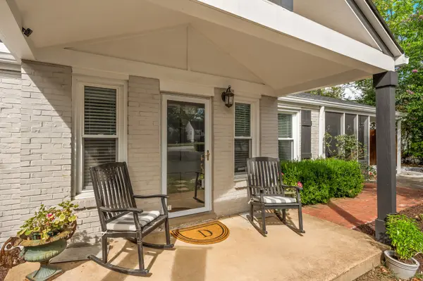 1818 Warfield Dr, Nashville, TN 37215