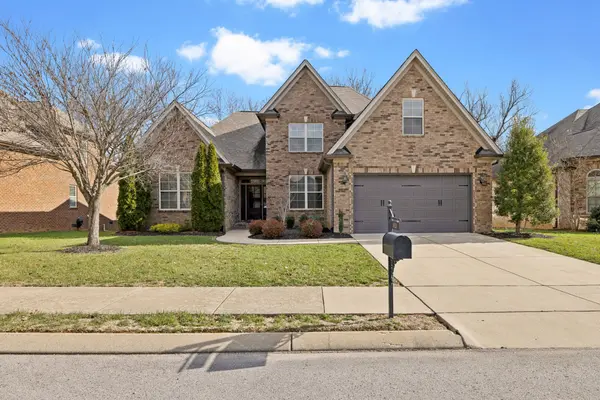 8020 Fenwick Ln, Spring Hill, TN 37174