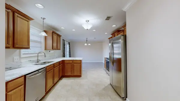 106 Harrier Ct, La Vergne, TN 37086